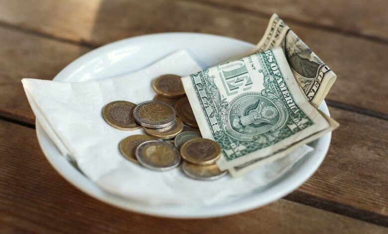 Many people from other countries don’t understand the US tipping culture. Photo: Anastasiya Aleksandrenko/Shutterstock