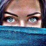 6 Reasons Empaths Freeze Around Inauthentic People