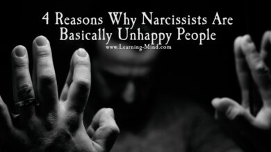 unhappy-people-narcissists