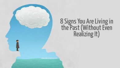 8 Signs You Are Living in the Past & How to Stop