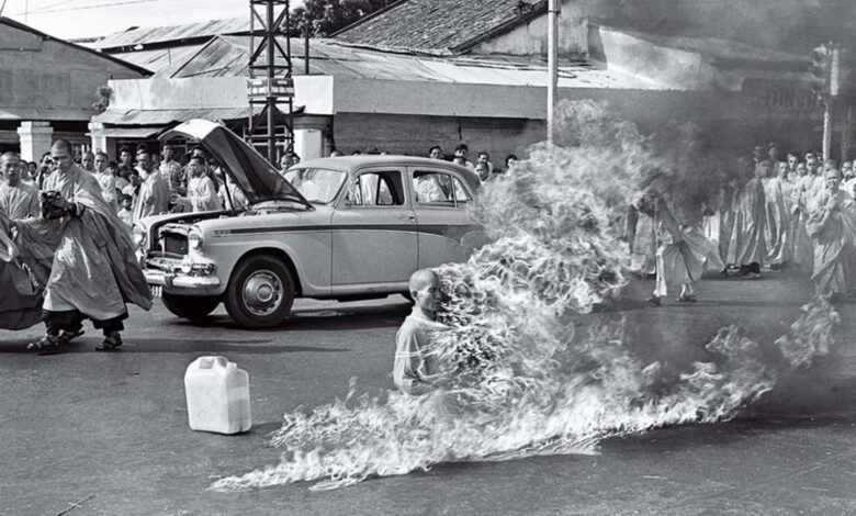 The burning monk, 1963